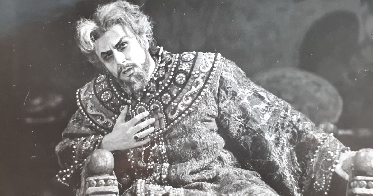 Гюзелев Никола. Большая российская энциклопедия