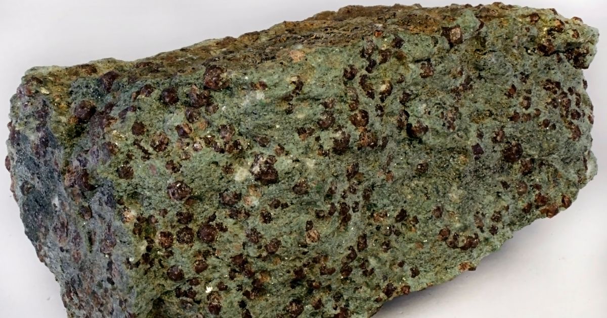 Эклогит. Большая российская энциклопедия
