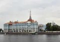 Вид на историческое здание Нахимовского военно-морского училища. Санкт-Петербург. 1 сентября 2018