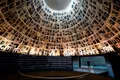 Мемориальный музей Холокоста Яд Вашем в Иерусалиме 20 апреля 2020 во время Йом ха-Шоа. День памяти жертв Холокоста в период карантина 20 апреля 2020 проходит в онлайн-формате