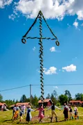 Майское дерево. Лен Даларна, деревня Сал (Швеция). 2020
