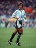Нападающий сборной Аргентины Габриэль Батистута во время матча чемпионата мира по футболу против сборной Японии. Тулуза. 1998