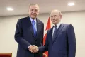 Президент РФ Владимир Путин и президент Турции Реджеп Тайип Эрдоган (слева направо) во время встречи в Международном конгресс-центре. Тегеран (Иран). 2022