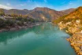 Река Ганг (верхнее течение) у г. Ришикеш (Индия)