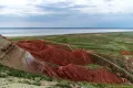 Прикаспийская низменность. Гора Большое Богдо, сложенная красным песчаником (Астраханская область, Россия)