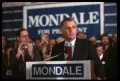 Уолтер Мондейл во время президентской кампании 1984