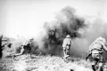 Советская пехота атакует противника на территории Белоруссии. Лето 1941