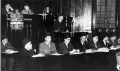 Премьер-министр Махмуд ан-Нукраши выступает в парламенте с заявлением о прекращении переговоров по продлению  англо-египетского договора. Каир. 1 февраля 1947