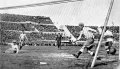Финальный матч Первого чемпионата мира по футболу. В центре: главный арбитр Жан Лангенус. Стадион «Сентенарио», Монтевидео. 1930