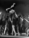 Сцена из балета «Весна священная» в постановке Мориса Бежара. Немецкая опера, Берлин. 1960