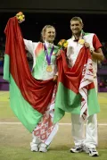 Виктория Азаренко и Максим Мирный с золотыми медалями на летних Олимпийских играх. Лондон. 2012