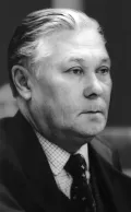 Леонид Кызласов