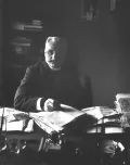 Николай Львович Гондатти, шталмейстер, Приамурский генерал-губернатор, за письменным столом. Санкт-Петербург. 1913