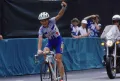 Французская велосипедистка Жанни Лонго после победного финиша на Играх XXVI Олимпиады. 1996