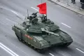 Танк Т-90М «‎Прорыв» на репетиции парада, посвящённого 76-й годовщине Победы в Великой Отечественной войне. 29 апреля 2021