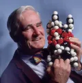 Доналд Крам с моделью ДНК. 1988