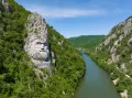 Средний Дунай в теснине между горами Карпаты и Стара-Планина (Сербия, Румыния)