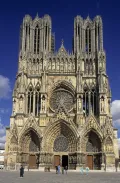 Западный фасад собора Нотр-Дам в Реймсе (Франция). 1211 – начало 14 в.
