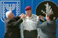  Моше Яалон получает звание генерал-лейтенанта от Ариэля Шарона и Биньямина Бен Элиезера. Иерусалим. 2002