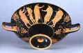 Награждение атлетов-победителей. Изображение на краснофигурной чаше. 485–480 до н. э.
