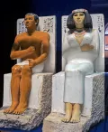 Статуи Рахотепа и его жены Нофрет. IV династия. 26 в. до н. э.