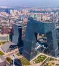 Рем Колхас. Архитектурный комплекс CCTV (Центрального китайского телевидения), Пекин. 2004–2008, открыт в 2012. Архитектурное бюро ОМА