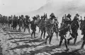 Колонна британских солдат на перевале Джебель-Хамарин. 1917–1918