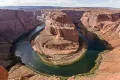 Излучина реки Колорадо в каньоне Глен, плато Колорадо (штат Аризона, США)