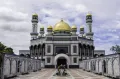 Мечеть Джаме Аср Хассанил Болкиах, Бандар-Сери-Бегаван (Бруней). 1992