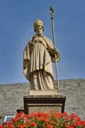 Памятник Лулу Майнцскому. Бад-Херсфельд (Гессен, Германия)