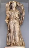Статуя Селены. 2–3 вв. Римская копия с греческого оригинала 4 в. до н. э.