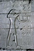 Рельеф с изображением ибисоголового Тота. Рамессеум (заупокойный храм Рамсеса II), Луксор (Египет). XIX династия. 13 в. до н. э.