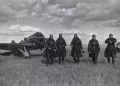 Лётчики после выполнения боевых заданий на Халхин-Голе. 1939