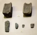 Каменные литейные формы и бронзовые топоры культуры Мун
