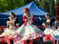 Испанцы. Выступление фольклорной танцевальной группы на праздновании Дня Святого Исидро. Мадрид (Испания). 2018