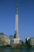 Памятник Свободы, Рига. 1931–1935. Архитектор Эрнест Шталберг. Скульптор Карлис Зале