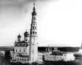 Вид на колокольню и Успенский собор Иосифо-Волоцкого монастыря