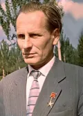 Михаил Мельников