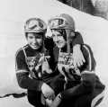 Французские горнолыжницы Мариэль и Кристина Гуачель. 1964