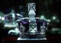 «Сапфир Святого Эдуарда» (167 кар) венчает корону Британской империи (находится в центре мальтийского креста на вершине Короны). Сокровищница Тауэра (Лондон, Великобритания)