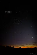 Созвездие Ворон на небе