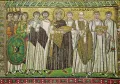 Император Юстиниан I с придворными. Мозаика. Базилика Сан-Витале, Равенна (Италия). 6 в.