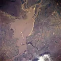 Водохранилище Ясирета (Парагвай, Аргентина). Вид из космоса