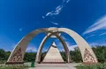 Монумент 550-летия Казахского ханства. Этно-исторический комплекс «Казына», Шымкент. 2015