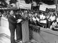 Мико Трипало выступает на демонстрации. 25 июля 1971. Дрниш, Хорватия. Хорватская энциклопедия.