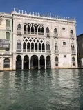 Ка-д'Оро, Венеция. 1422–1440. Архитекторы: Мар­ко д’Ама­дио, Джованни Бона, Маттео Раверти