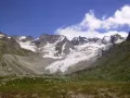 Морены ледника Джанкуат, верховья долины Адыл-Су (Приэльбрусье, Россия)