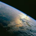Фотография участка атмосферы с атмосферным вихрем