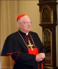 Госсекретарь Ватикана кардинал Анджело Содано. 2005
