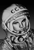 Юрий Гагарин в скафандре «СК-1» перед историческим стартом космического корабля «Восток-1»